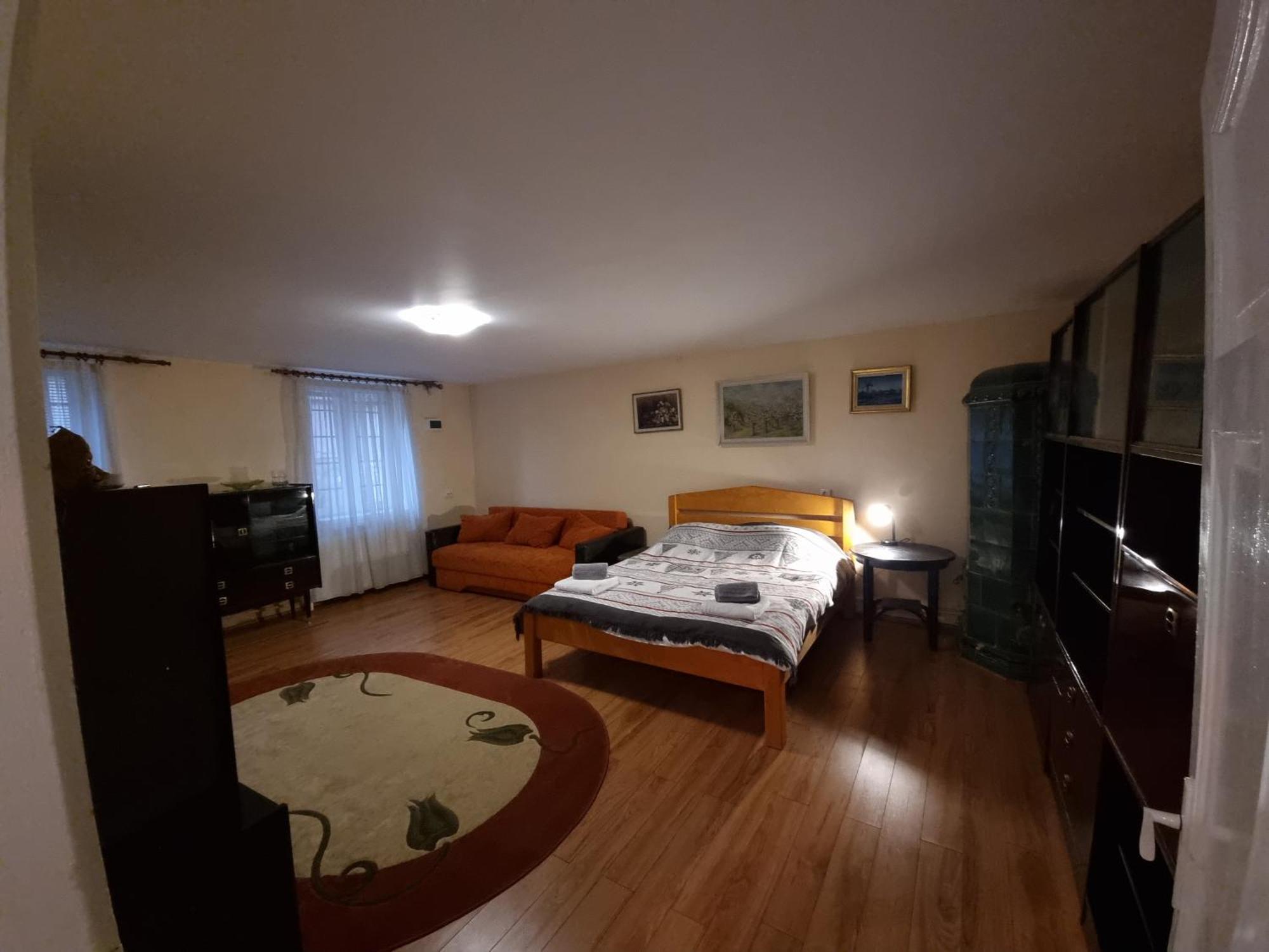 R Castle - 2 Room Apartment ブラショフ エクステリア 写真